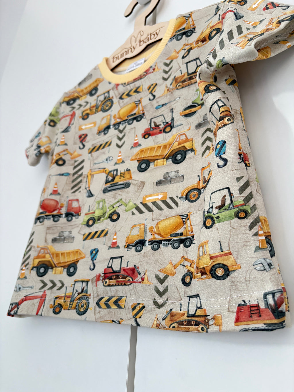 T-shirt chłopięcy koparki