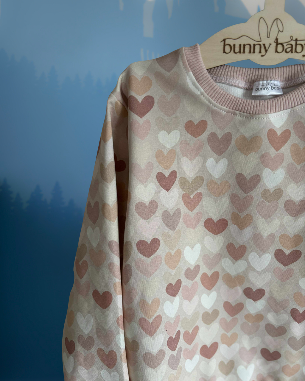 Pastelowa bluza w serduszka