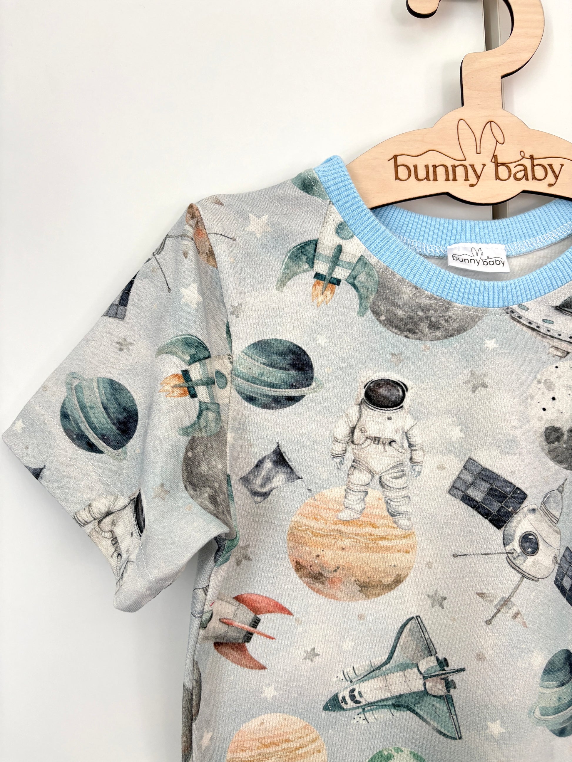 T-shirt chłopięcy kosmos