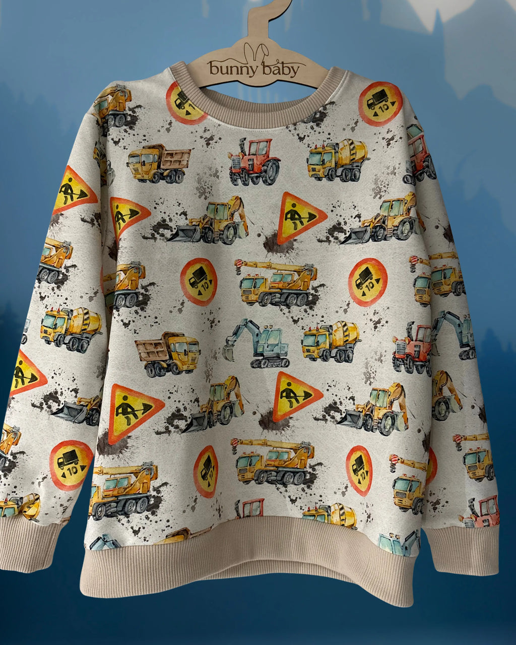 Bluza w maszyny na budowie w odcieniach beżu - Bunny Baby