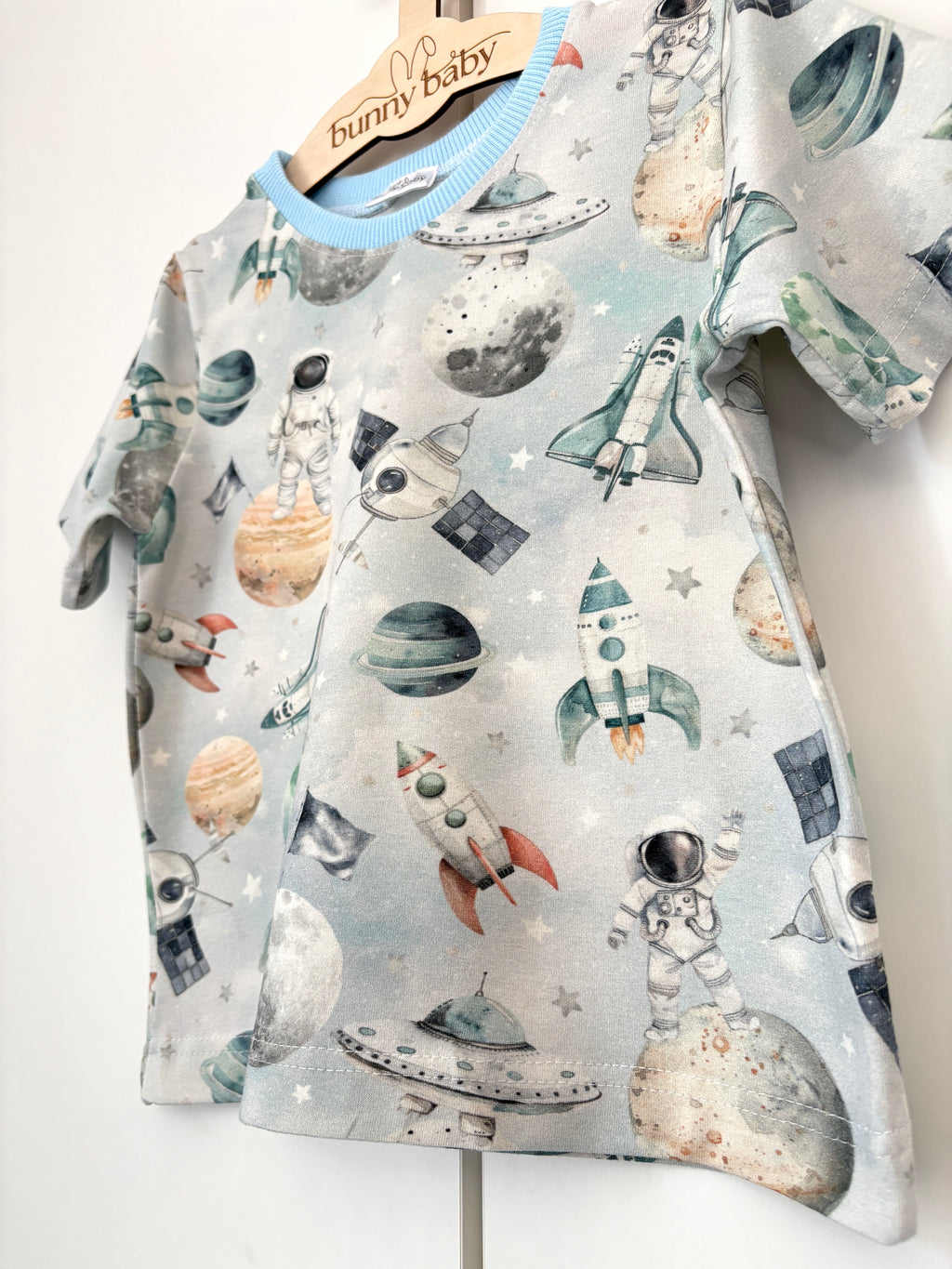 T-shirt chłopięcy kosmos