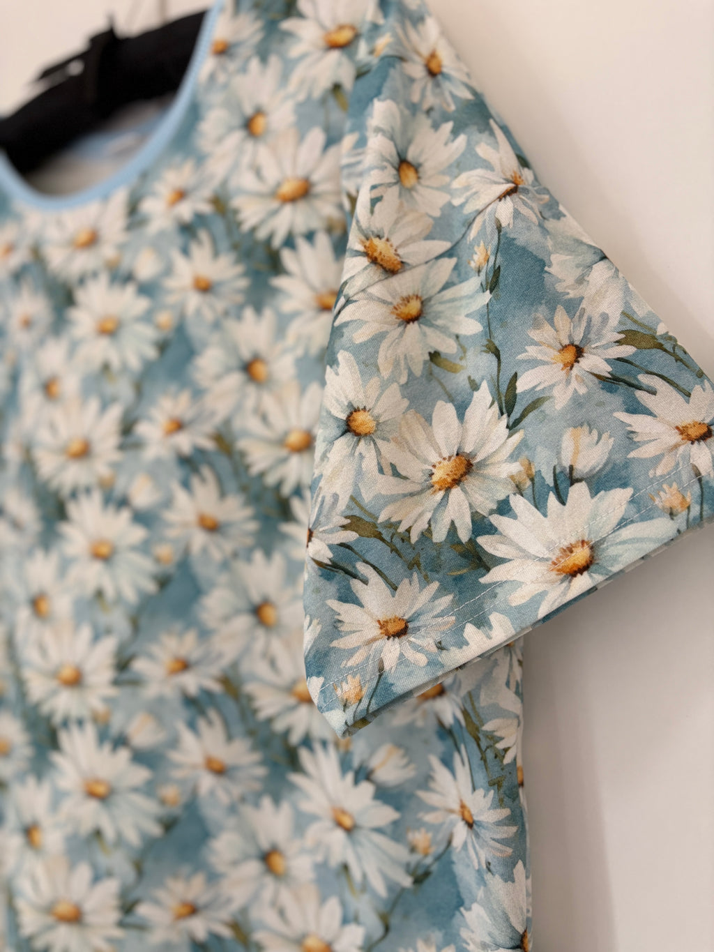 T-shirt oversize stokrotki