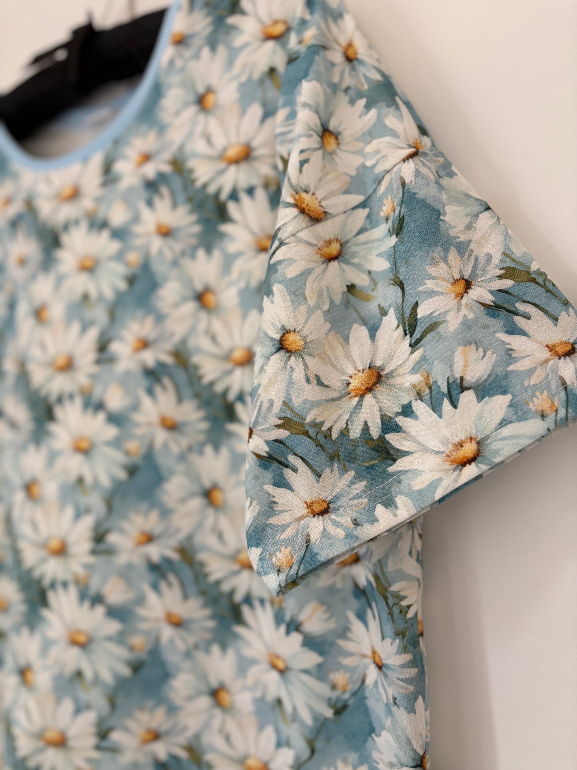 T-shirt oversize stokrotki