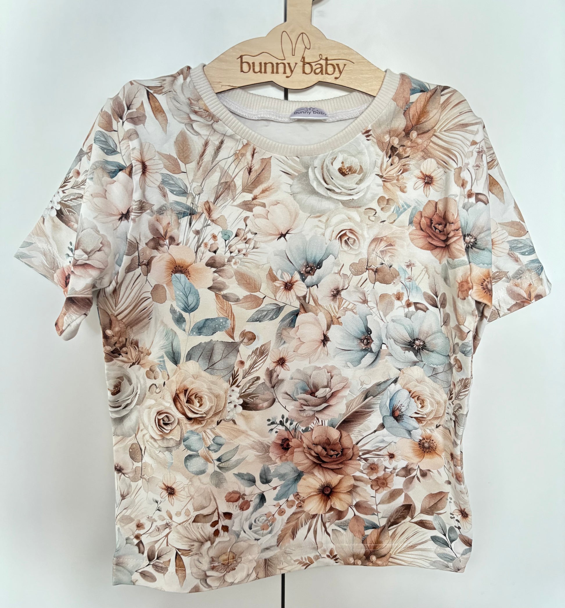 T-shirt dziewczęcy w kwiaty boho