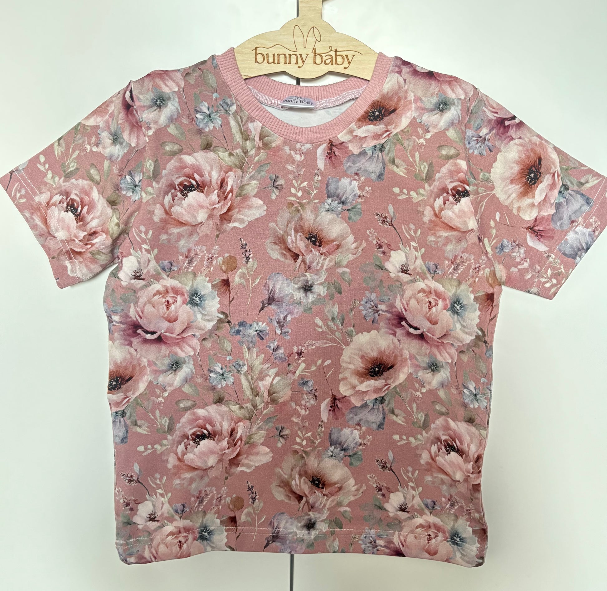T-shirt dziewczęcy różowe kwiaty newbie