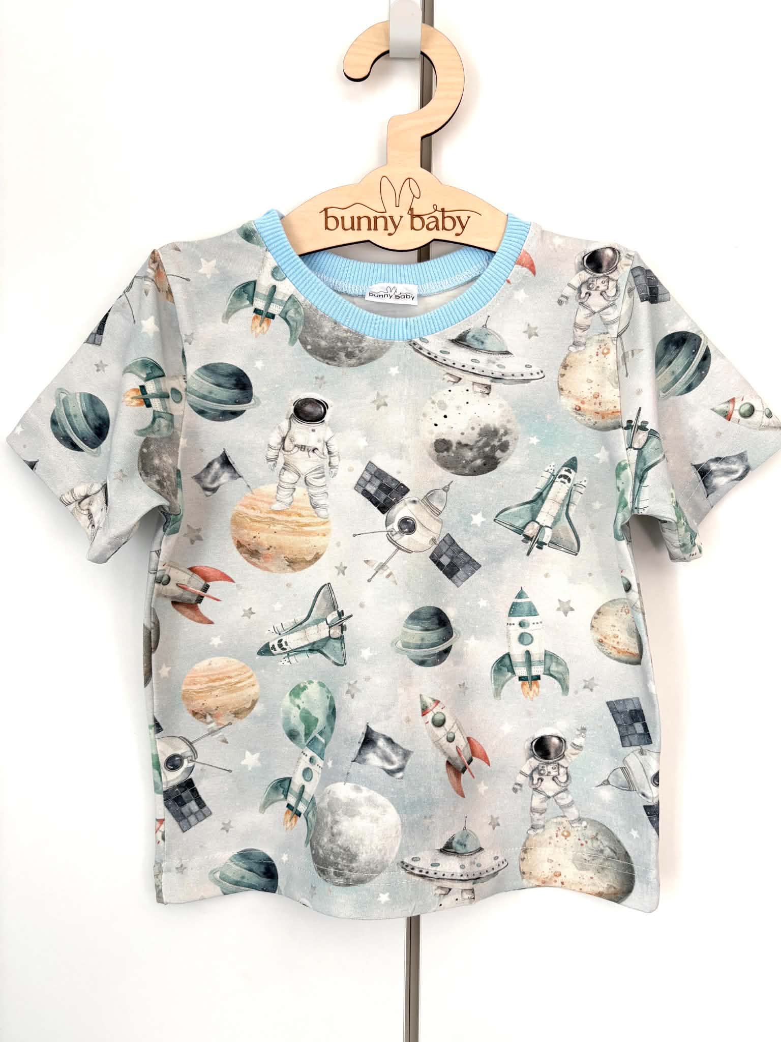 T-shirt chłopięcy kosmos
