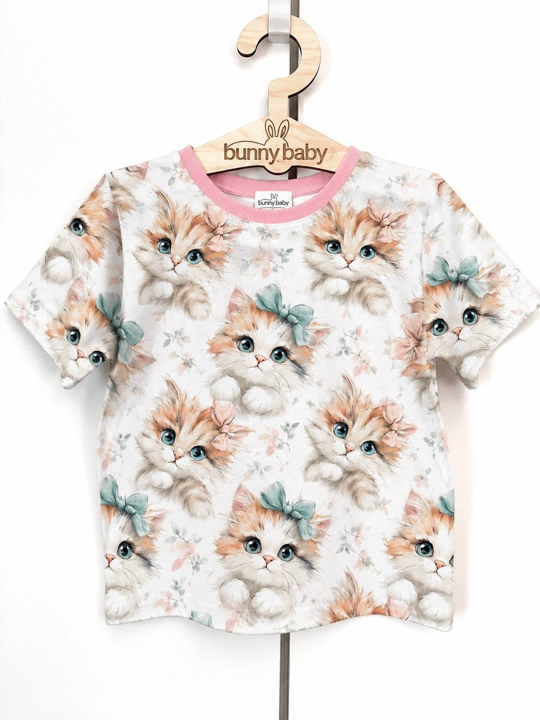 T-shirt dziewczęcy w kotki
