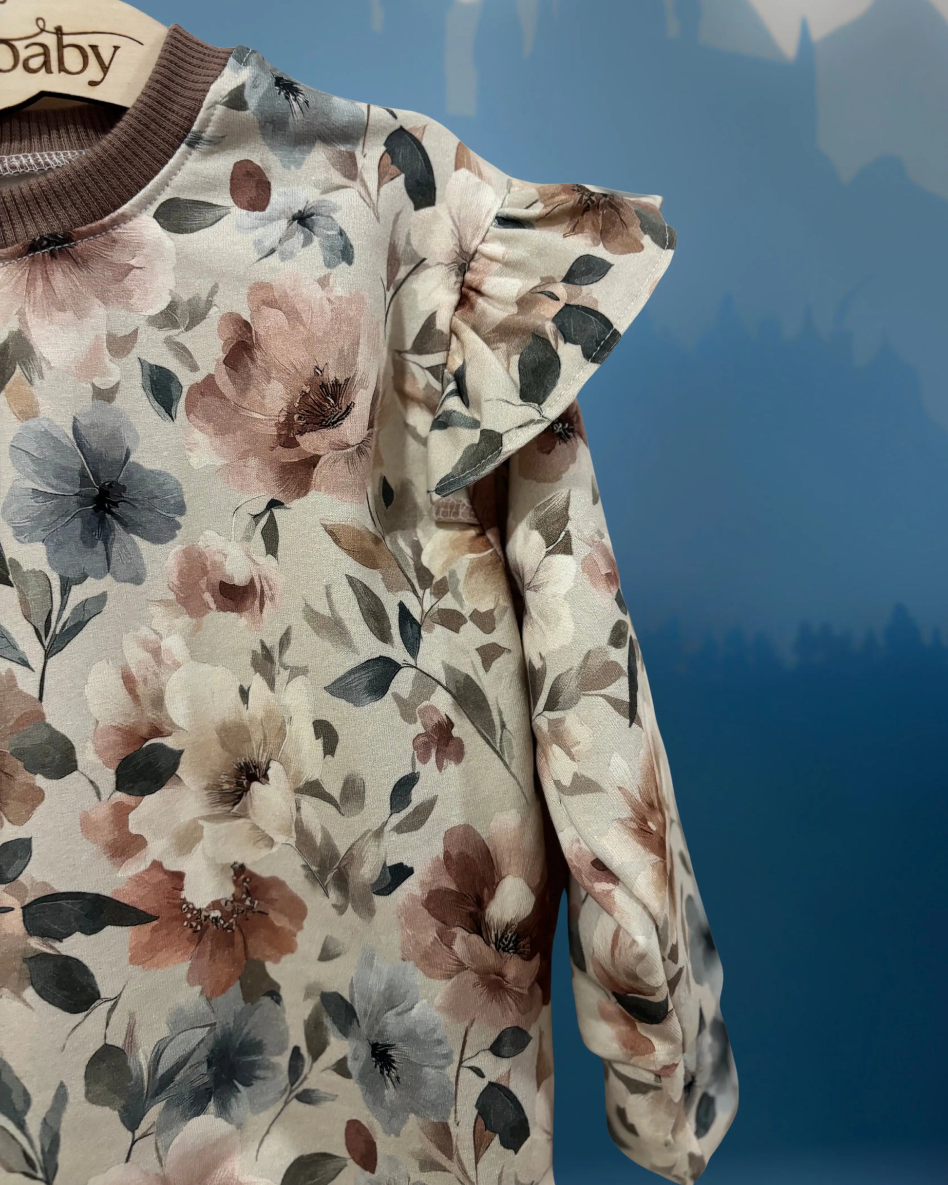 Bluza jesienna harmonia w odcieniach beżu i brązu z uroczymi falbankami - Bunny Baby