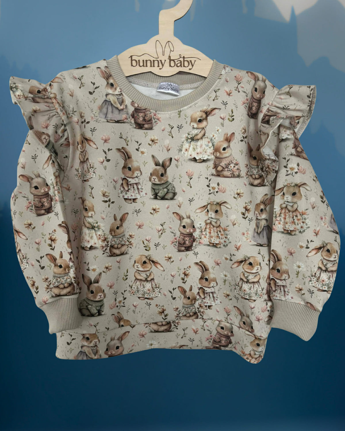 Bluza w króliczki z falbanką
