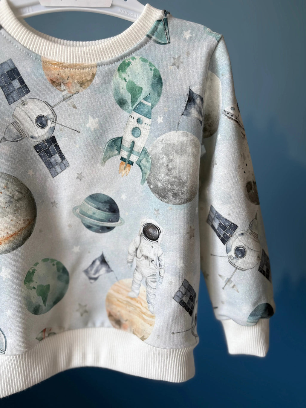 Bluza w kosmos w odcieniach błękitu - Bunny Baby