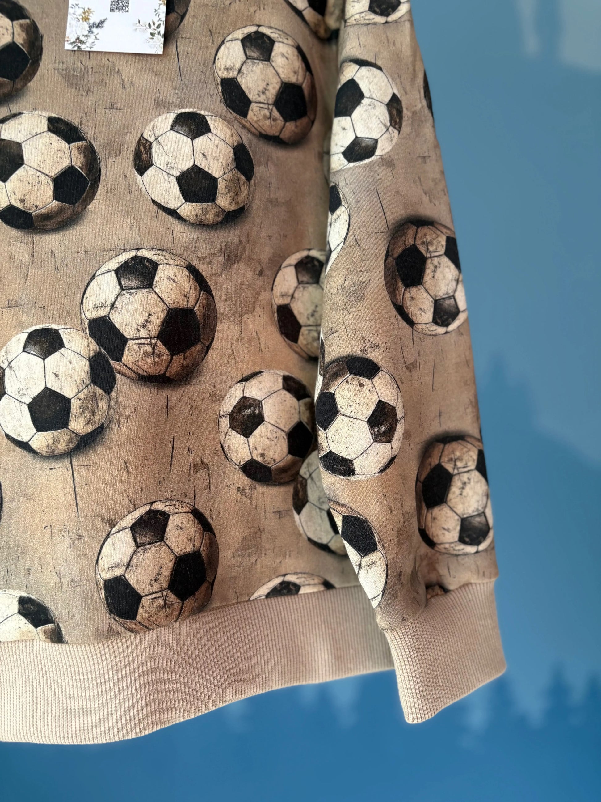 Bluza w piłki w odcieniach beżu - Bunny Baby