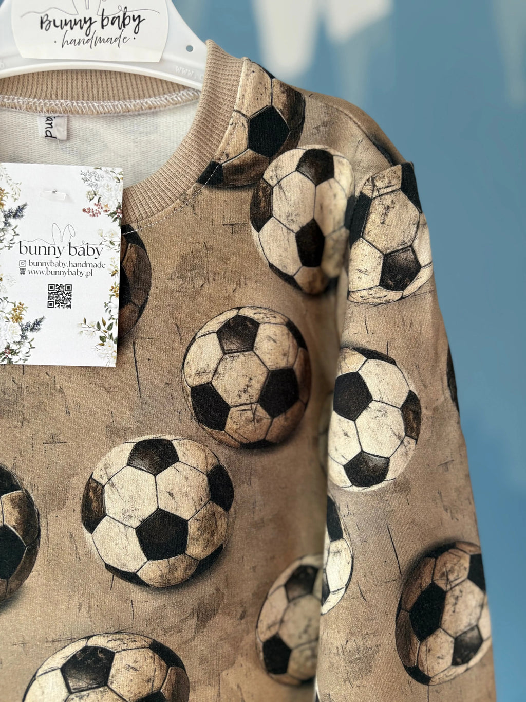 Bluza w piłki w odcieniach beżu - Bunny Baby