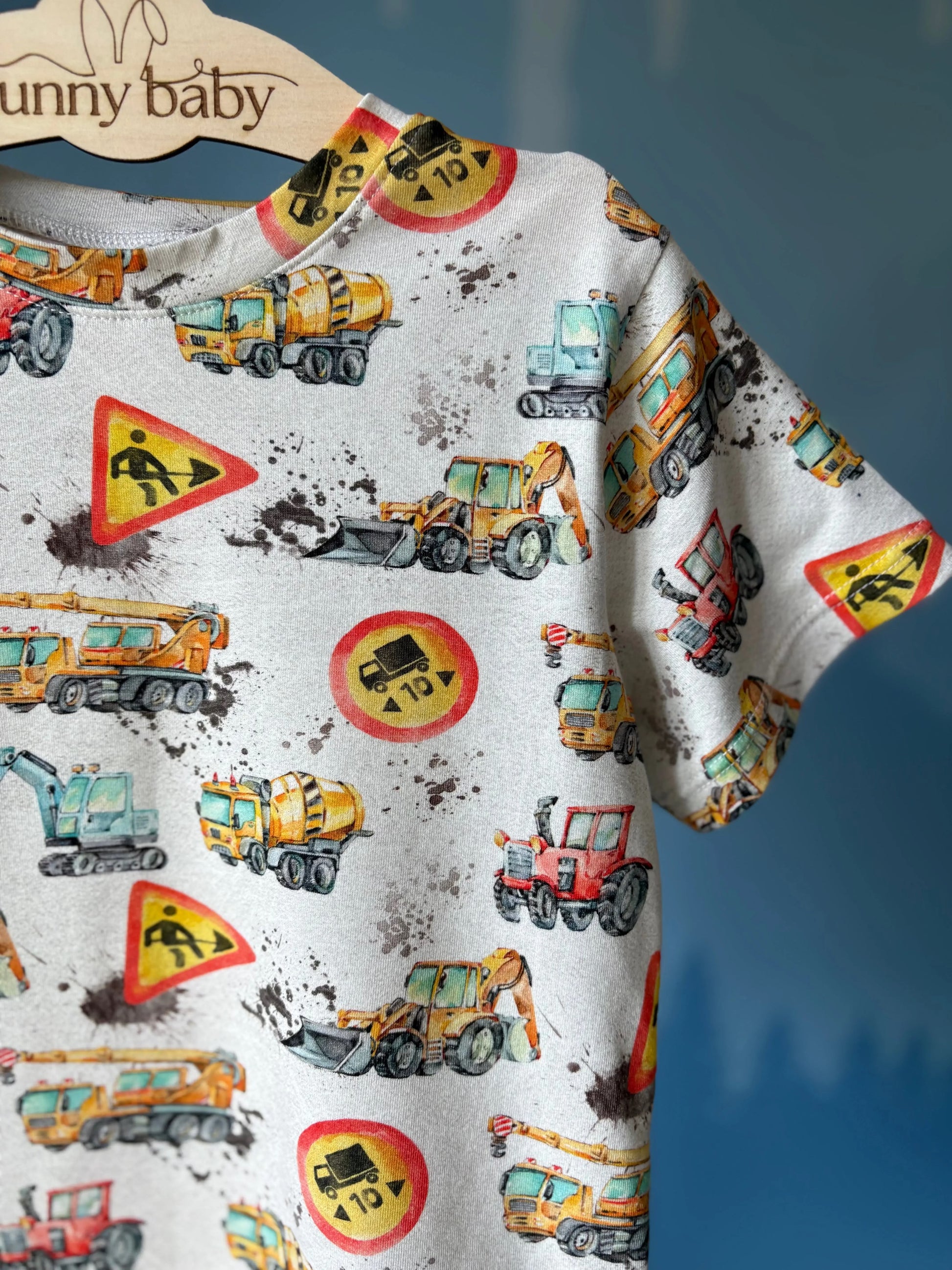 T-shirt chłopięcy praca na budowie - Bunny Baby