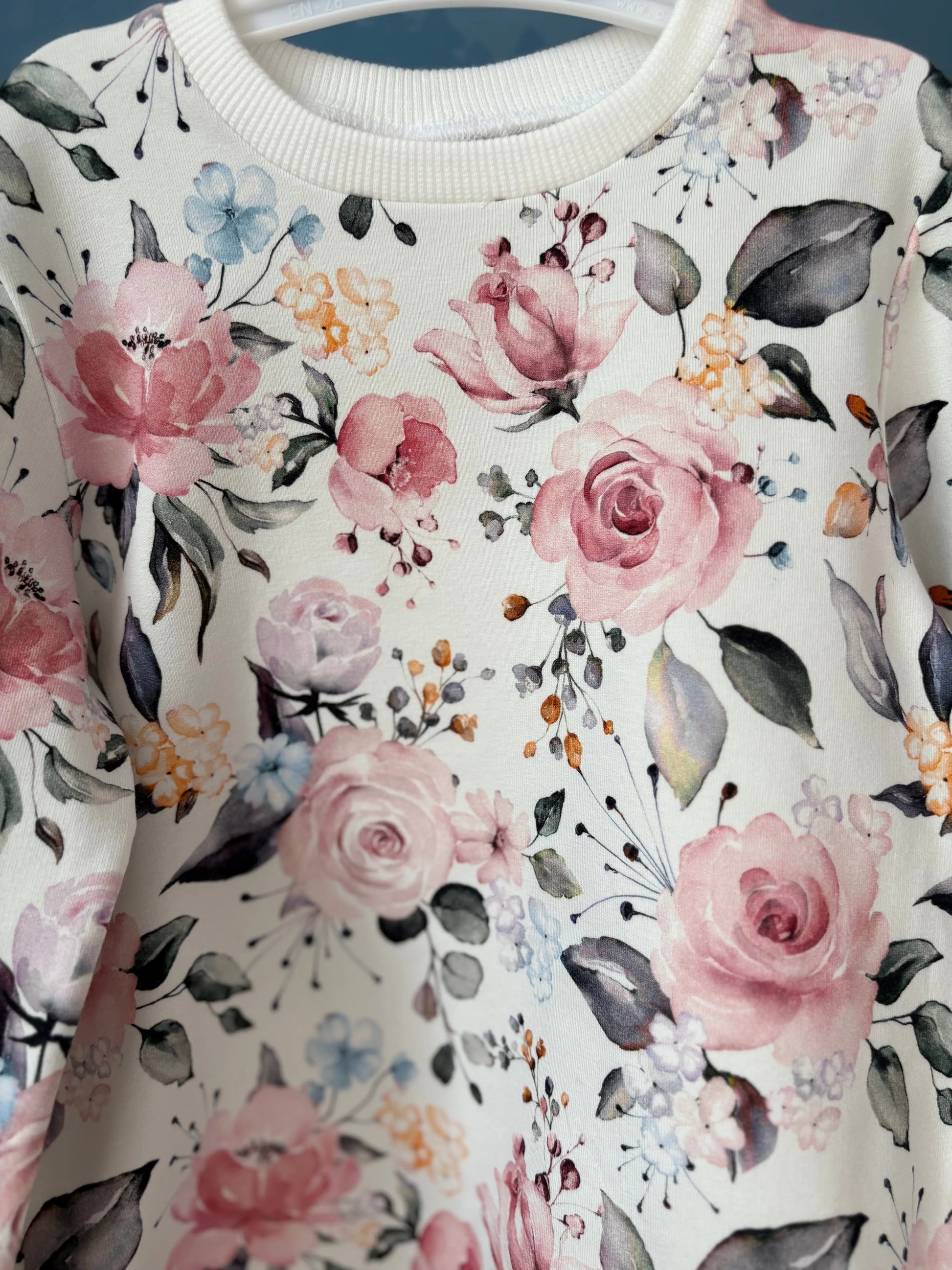 Biała bluza w różyczki - Bunny Baby